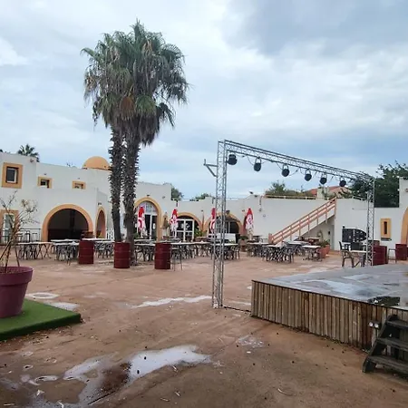 Campingplatz Mobil - La Palmeraie Torreilles